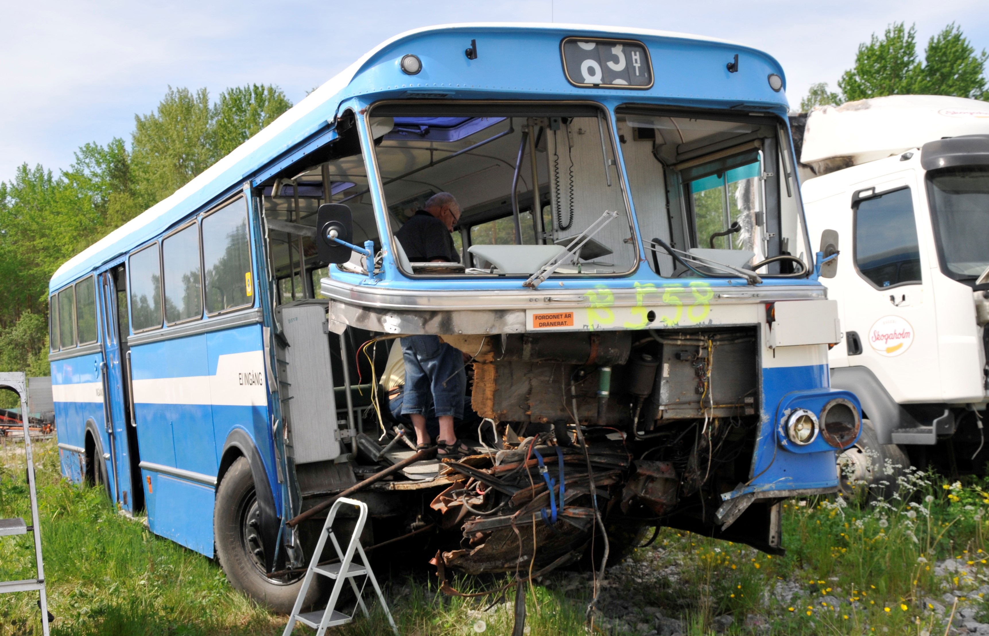 Bussen som vi tänker plocka lite delar av Bussen som vi tänker plocka lite delar av