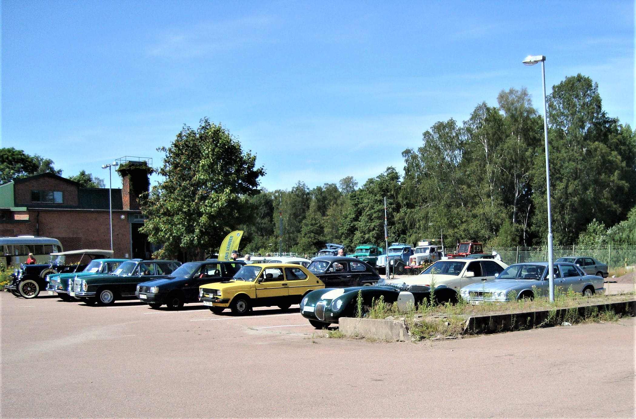 Många fina bilar Många fina bilar